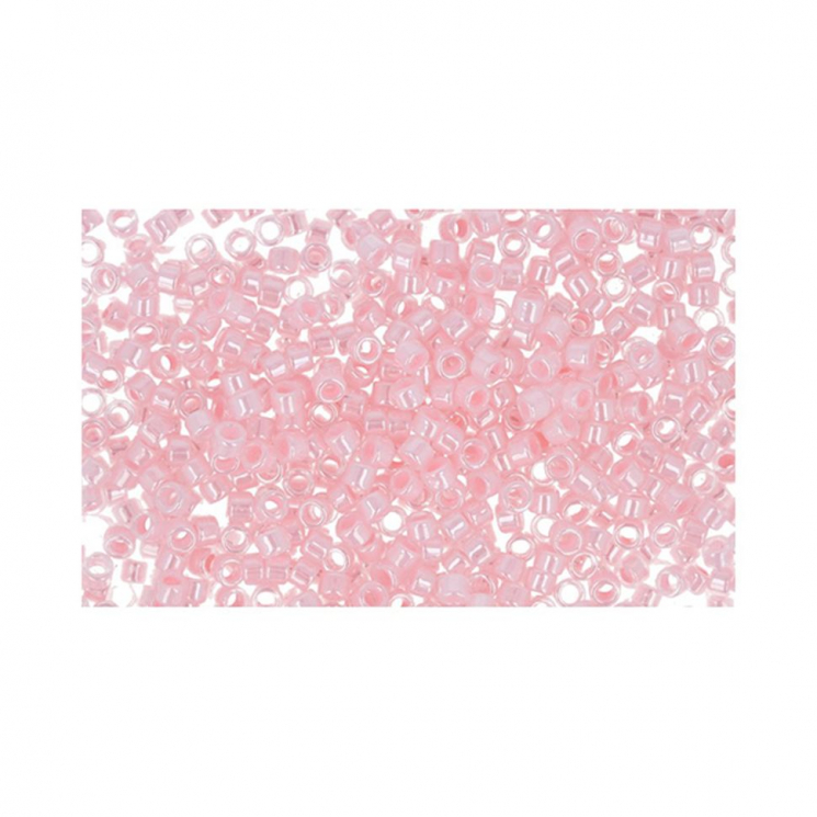 Бисер Япония "TOHO" 11/0  TREASURE №1  1.6 мм 5 х 5 г №0145 св.розовый/перламутровый