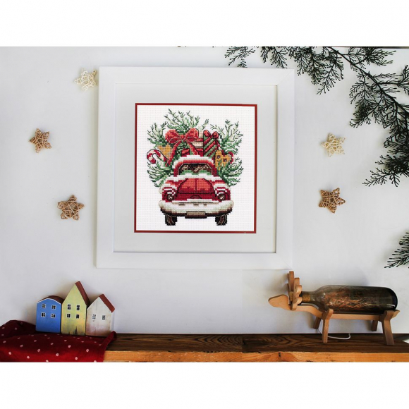 Набор для вышивания KLART арт. 8-432 Новогодние подарки 12,5х14 см