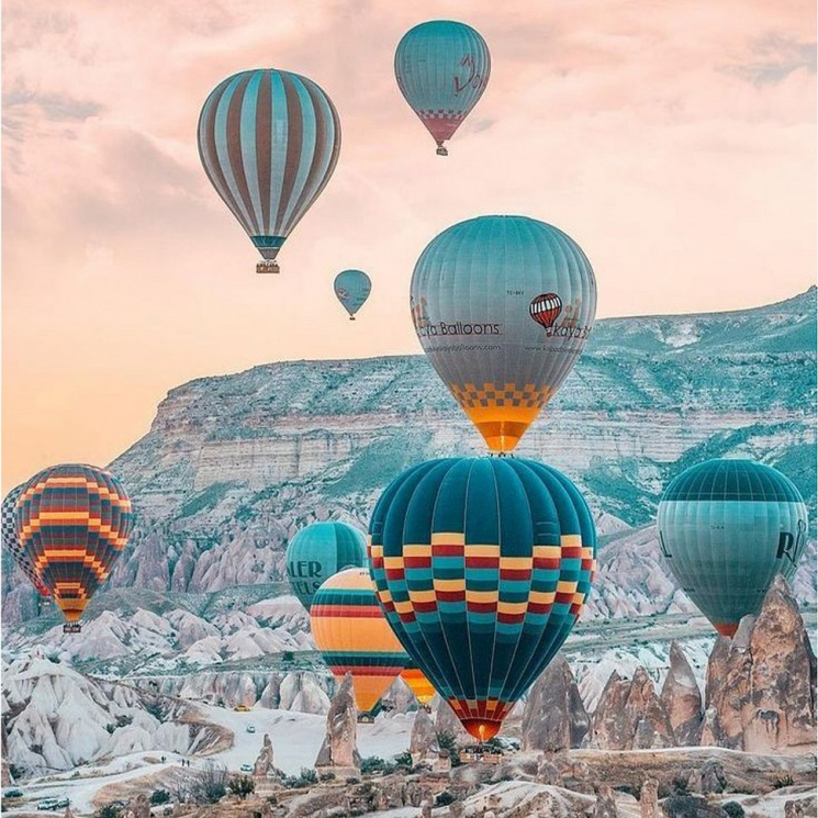 Картины мозаикой Molly арт.KM0709 Фестиваль воздушных шаров (27 цветов) 30х30 см