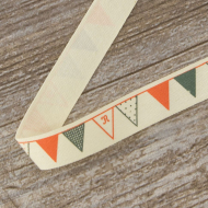 85467_Лента хлопковая на картонной мини-катушке "Флажки"