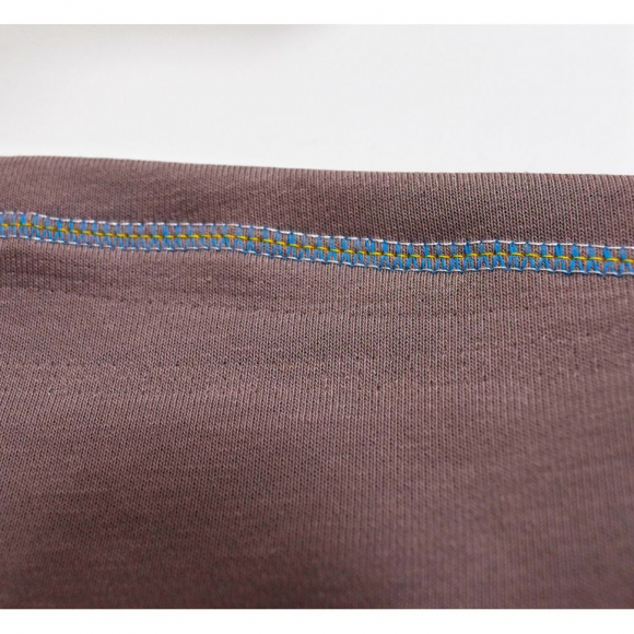 Плоскошовная (распошивальная) машина A-1600-01-DE Aurora (прямой привод)