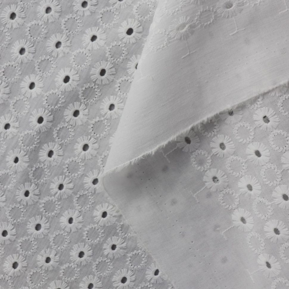 Ткань шитье 145 г кв.м 100% хлопок шир.145 см арт.Р.15303.01 цв.01 белый уп.15м Ткань шитье 145 г кв.м 100% хлопок шир.145 см арт.Р.15303.01 цв.01 белый уп.15м