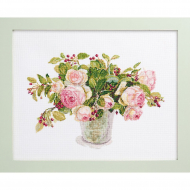 Набор для вышивания Lecien Corporation арт.552102 Розы и ягоды 38х30 см