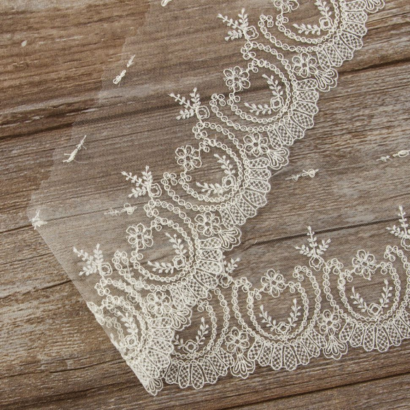 185665_Кружево-вышивка на тюле, 45 мм