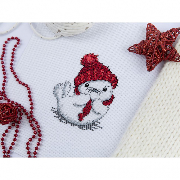 Набор для вышивания KLART арт. 8-307 Белёк в шапочке 12,5х14,5 см