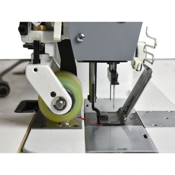 Двухигольная швейная машина для притачивания ленты Aurora A-872-BH-P-DN (прямой привод)