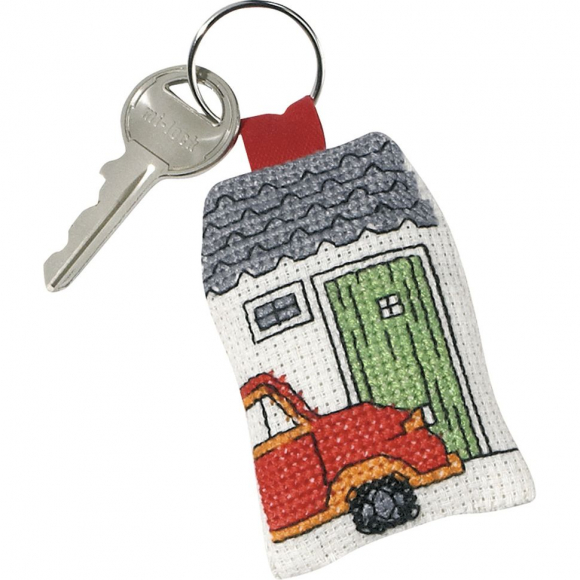 94681_Набор для вышивания брелка "Красный ситроен" 94681_Набор для вышивания брелка "Красный ситроен"