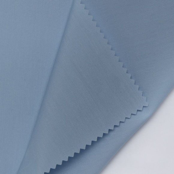 Ткань рубашечная 115 г кв.м 65% полиэстер, 35% хлопок шир.150 см арт.Р.32700.11 цв.11 голубой уп.25м