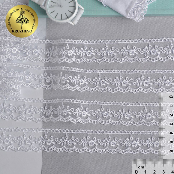 Кружево на сетке KRUZHEVO арт.TR.8B0038B шир.25мм цв.01 белый уп.9м Кружево на сетке KRUZHEVO арт.TR.8B0038B шир.25мм цв.01 белый уп.9м