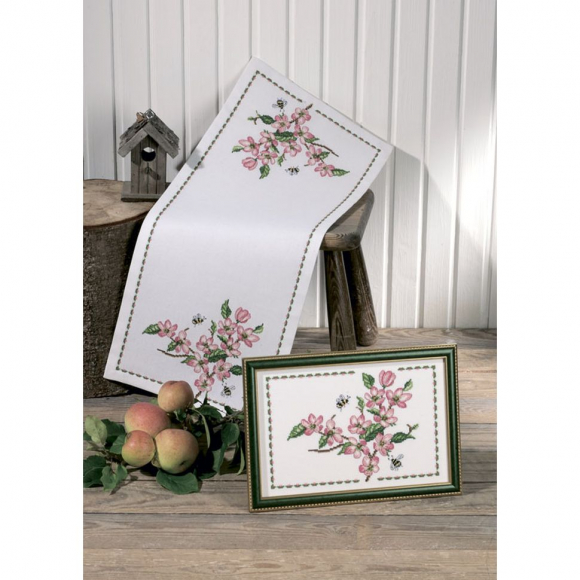 Набор для вышивания PERMIN арт.68-7408 Дорожка Яблоневый цвет 30х68 см Набор для вышивания PERMIN арт.68-7408 Дорожка Яблоневый цвет 30х68 см