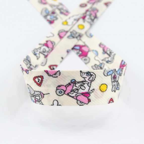 Косая бейка с детским принтом, 18 мм, цвет молочно-белый с розовым