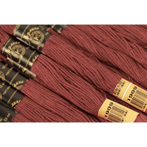 Нитки мулине цв.1909 фиолетовый 12х10м С-Пб