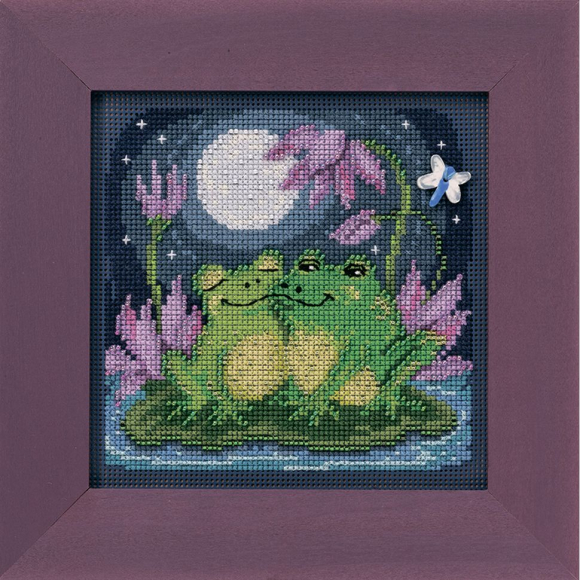 Набор для вышивания бисером MILL HILL Влюбленные лягушки 12,7х12,7 см