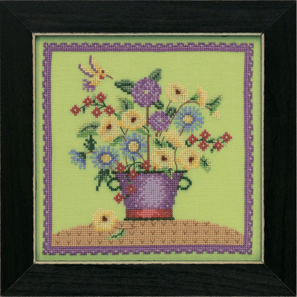 Набор для вышивания бисером MILL HILL Цветочный букет, который цветет и цветет 17,7х17,7 см
