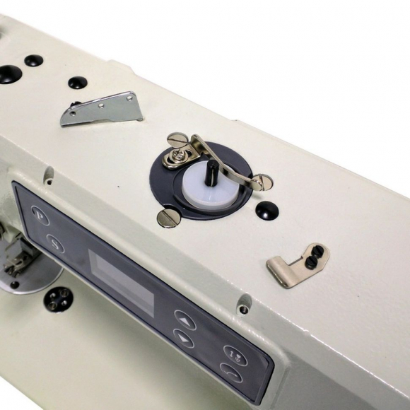 Промышленная швейная машина Typical (комплект: голова+стол) GC6158HD