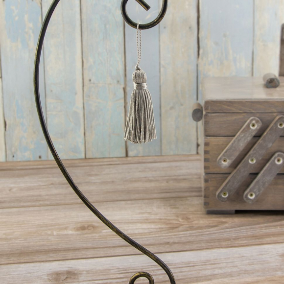 183412_Кисть декоративная на шнуре, длина 70 мм, цвет серебряный