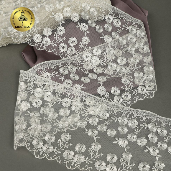 Кружево на сетке KRUZHEVO арт.TR.2114 шир.135мм цв.белый уп.18,5м Кружево на сетке KRUZHEVO арт.TR.2114 шир.135мм цв.белый уп.18,5м