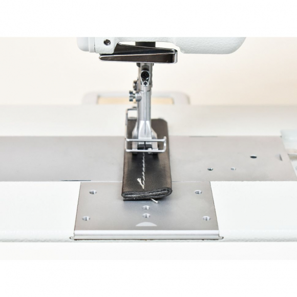 Прямострочная швейная машина с тройным продвижением Aurora A-267-373