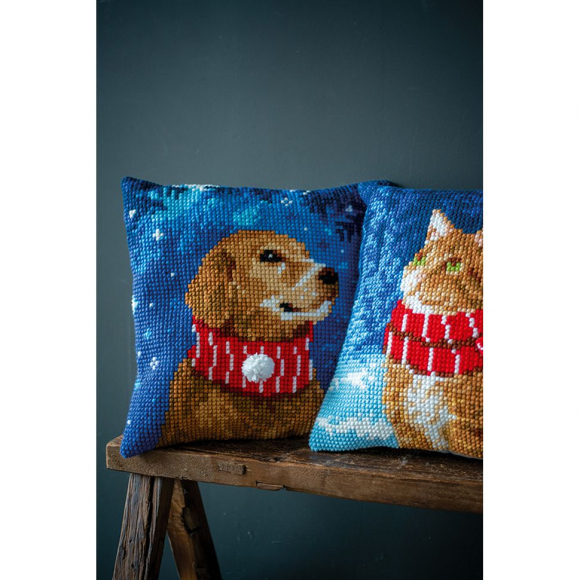 182408_Набор для вышивания подушки "Собака в шарфе"