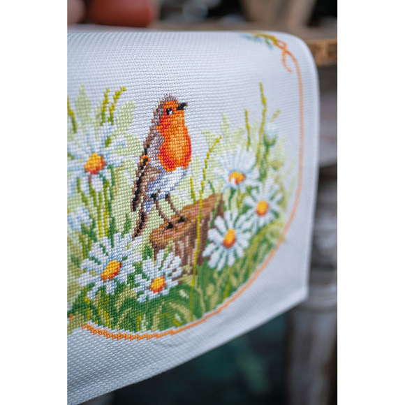 188196_Набор для вышивания дорожки "Малиновка и маргаритки" 188196_Набор для вышивания дорожки "Малиновка и маргаритки"