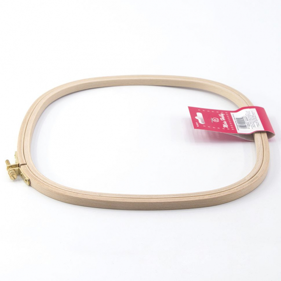 3978_Пяльцы квадратные с замком, высота обода 9 мм, 25 х 25 см