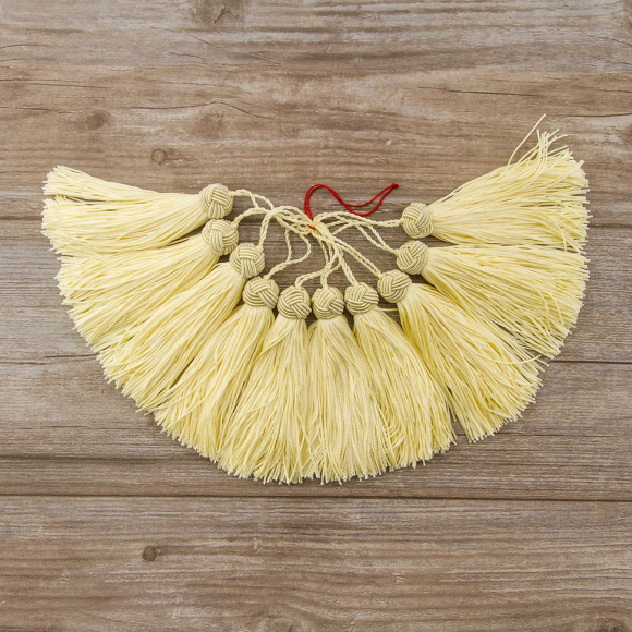 183452_Кисть декоративная на шнуре, длина 120 мм, цвет кремовый