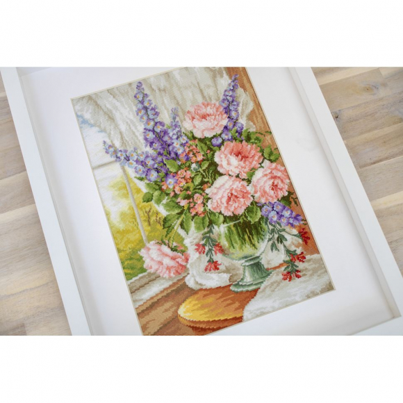 Набор для вышивания LUCA-S арт. BU4016 Цветы у окна 25х34см