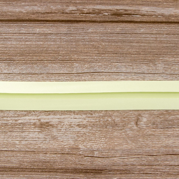 Косая бейка атласная 30 мм, 25 м, цвет 11, светлый пастельно-зеленый