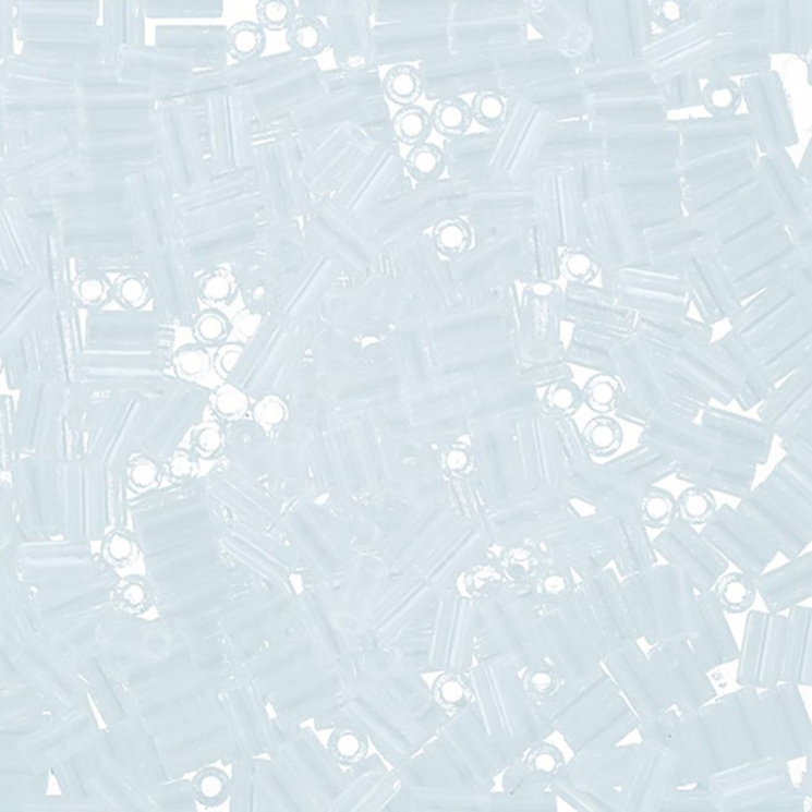 Бисер Япония "TOHO" BUGLE №1  3 мм 5 х 5 г №0001 прозрачный