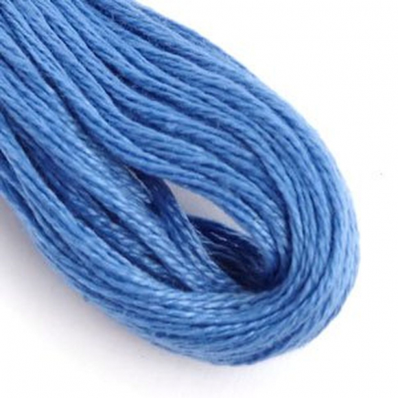 Нитки мулине цв.9258 т.голубой 12х10м С-Пб