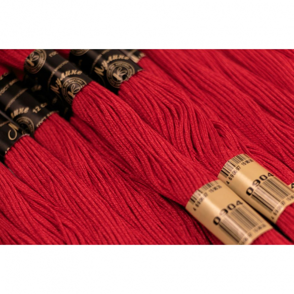 Нитки мулине цв.0904 т.красный 12х10м С-Пб