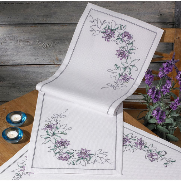 Набор для вышивания PERMIN арт.75-3818 Дорожка Пассифлора 33х99 см Набор для вышивания PERMIN арт.75-3818 Дорожка Пассифлора 33х99 см