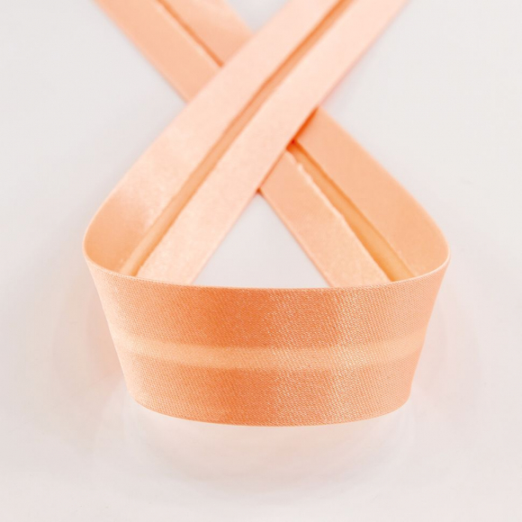 Косая бейка атласная 20 мм, 25 м, цвет 85, бледно-розовый