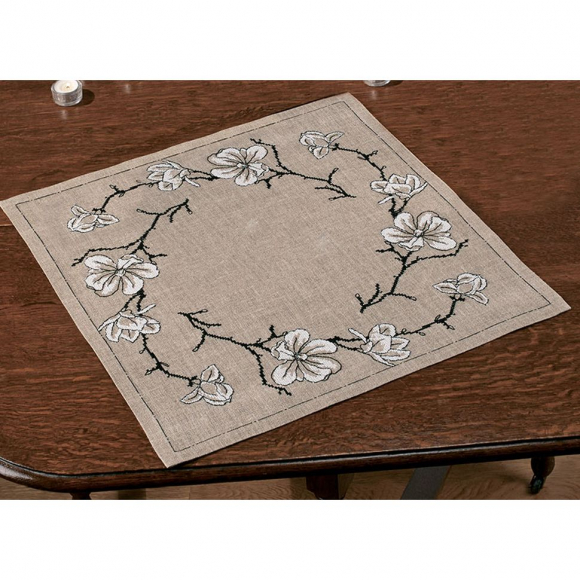 Набор для вышивания PERMIN арт.27-6863 Салфетка Магнолия 60х60 см