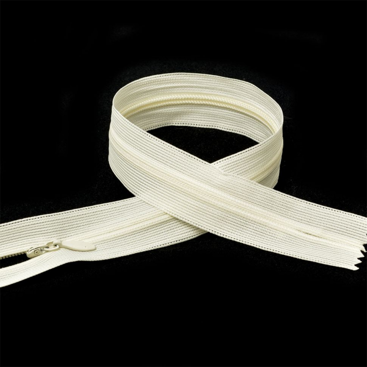 Молния MaxZipper пласт. потайная №3 60см н/р цв.F306 св.бежевый уп.50шт