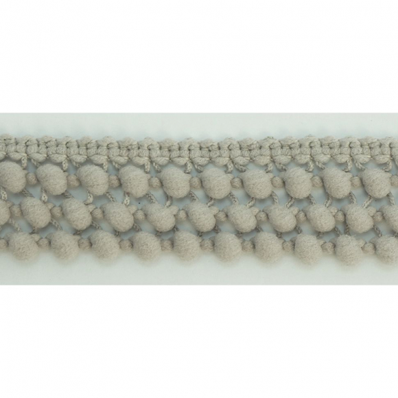 108300_Тесьма с помпонами трехрядная, цвет серый
