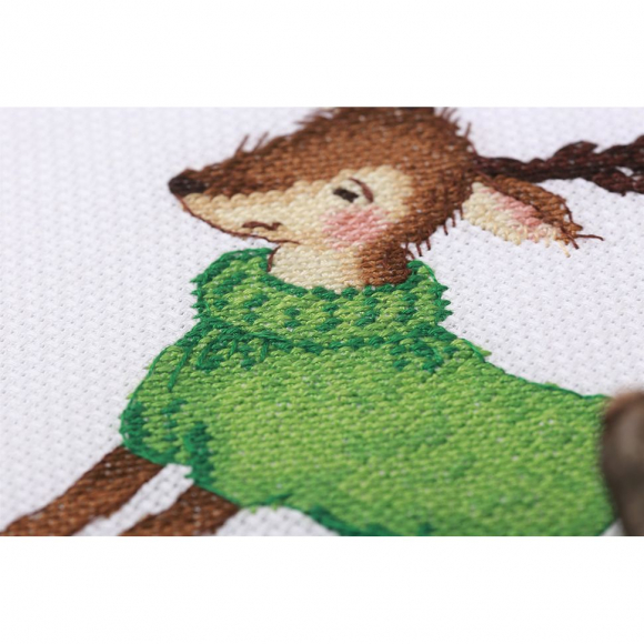 Набор для вышивания KLART арт. 8-464 Олененок в свитере 12,5х16,5 см