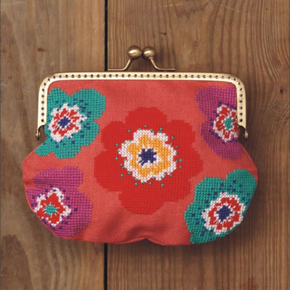 163798_Набор для вышивания кошелька "Яркие цветы"