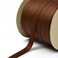 Шнур плоский полиэфир 12-15мм арт. 06с2341 цв. коричневый уп.50м