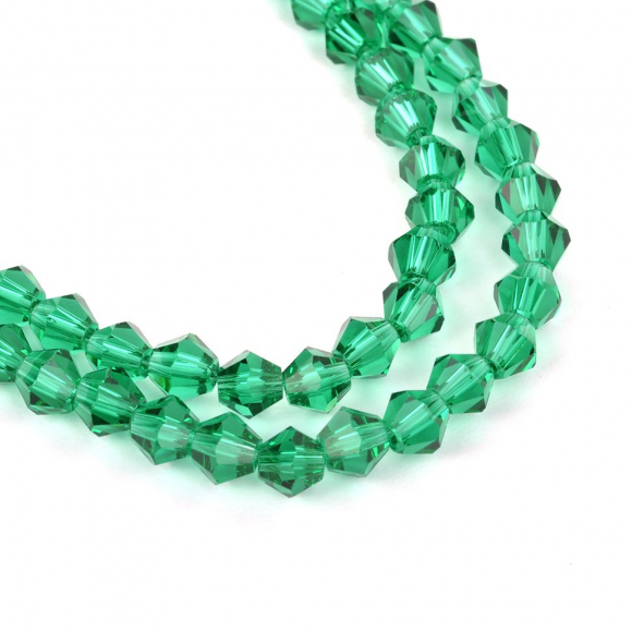 Бусины граненые Биконус (стекло) на нитях арт.TBY-K-2  6х6мм отвер.1,5мм цв.18 изумрудный уп.3х50 бусин