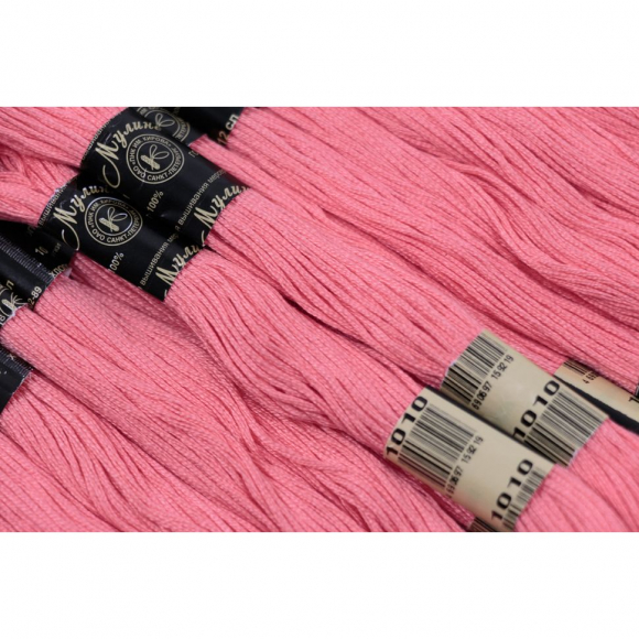 Нитки мулине цв.1010 розовый 12х10м С-Пб
