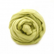 Шерсть для валяния ТРО Гребенная лента (100%полутонкая шерсть) 100г цв.3174 св.фисташка