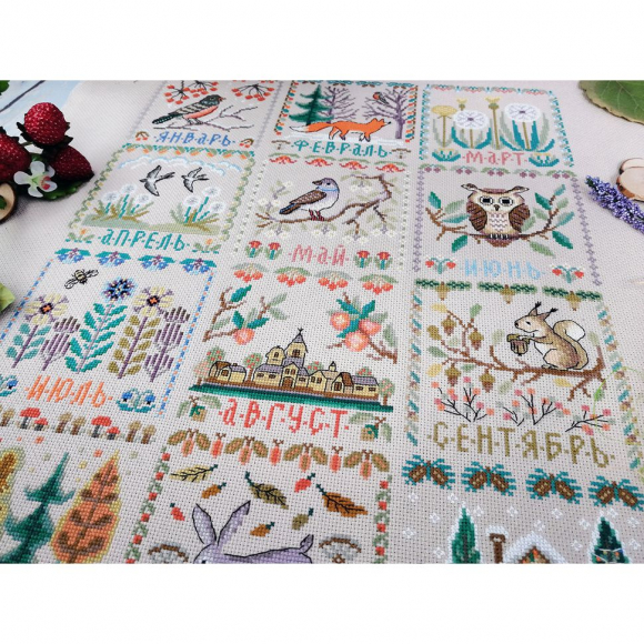 Набор для вышивания "12 месяцев" Набор для вышивания "12 месяцев"