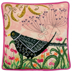 191453_Набор для вышивания подушки "Blackbird Tapestry"