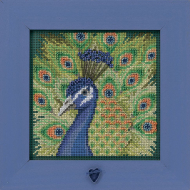 Набор для вышивания бисером MILL HILL Гордый павлин 13,33х13,33 см