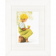 Набор для вышивания LANARTE арт.PN-0021213 Girl with apple 27х34 см