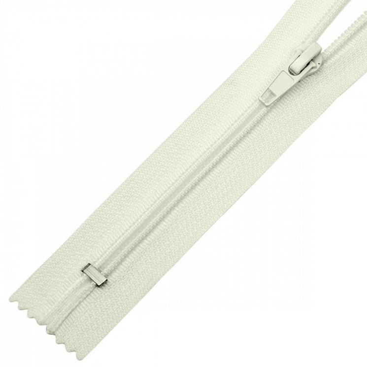 Молния MaxZipper пласт. спираль №5-N 18см н/р цв.F102 молочный уп.50шт