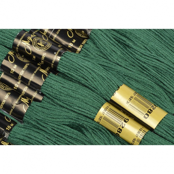 Нитки мулине цв.9280 зеленый 12х10м С-Пб