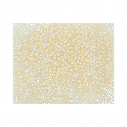 Бисер Япония "TOHO" 15/0  круглый 2  1.5 мм 5 х 5 г №0352 молочный