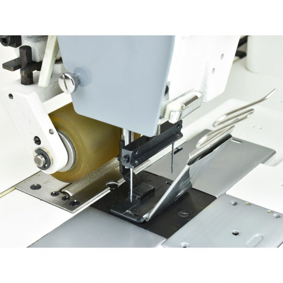 Двухигольная швейная машина для притачивания ленты Aurora A-872-BH-P-D (прямой привод)